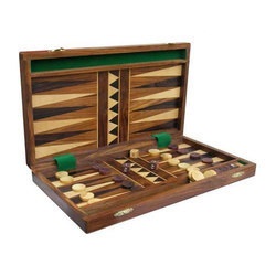 Backgammon (8 à 11, S'affronter, Dés)
